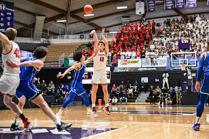 Lincoln Gresham 6A Oregon boys basketball quarterfinal Naji Saker -42